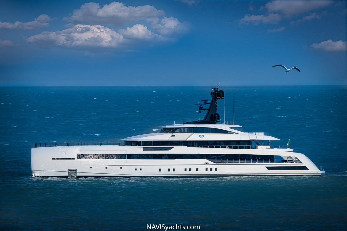 CRN 62m Superyacht Rio Review